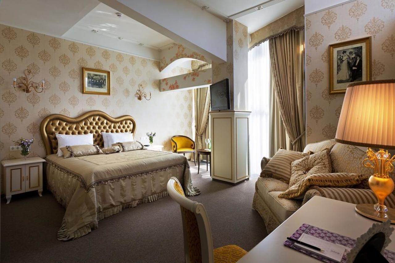 חארקיב Iris Art Hotel מראה חיצוני תמונה