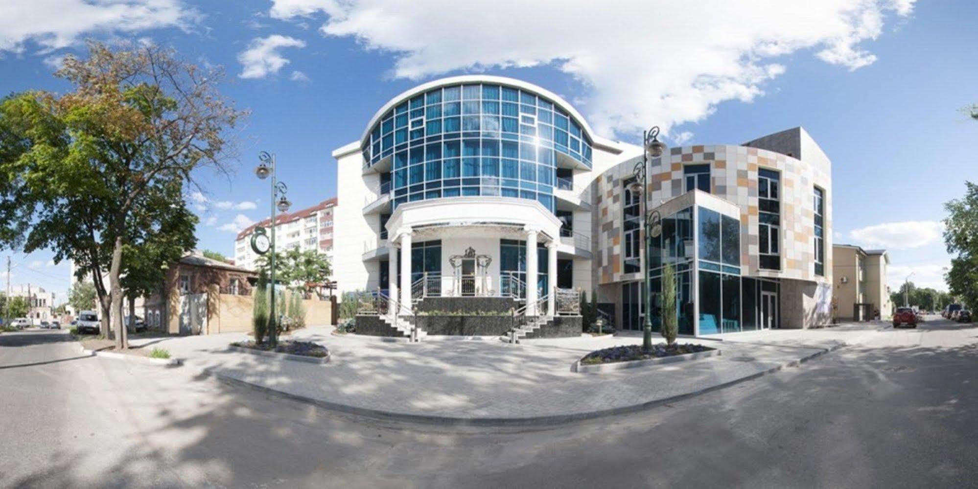 חארקיב Iris Art Hotel מראה חיצוני תמונה