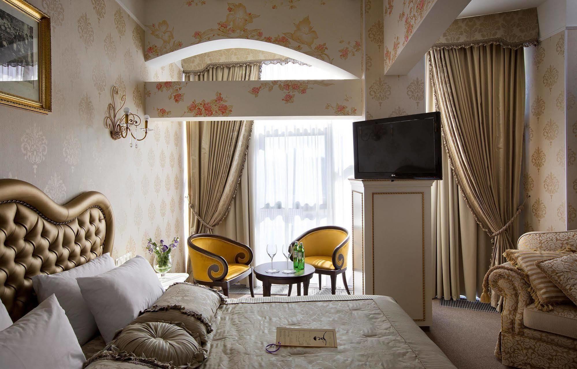 חארקיב Iris Art Hotel מראה חיצוני תמונה