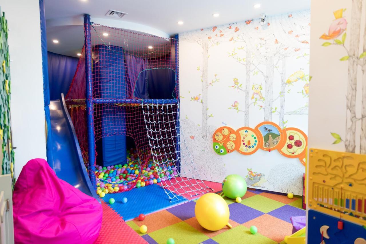 חארקיב Iris Art Hotel מראה חיצוני תמונה