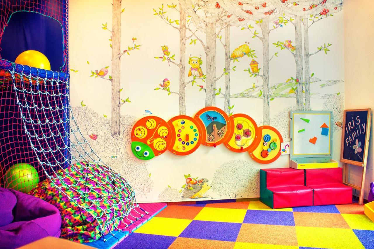 חארקיב Iris Art Hotel מראה חיצוני תמונה